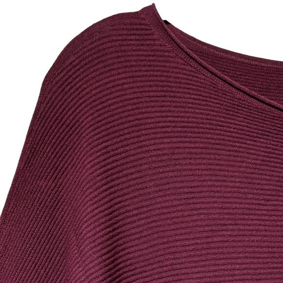 Lafayette 148 NY pull over textured ribbed wine colored patch pocket tun… - Picture 5 of 7